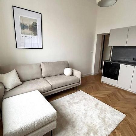 Old Town Residence , Wi-Fi , 2-Beds , Aesthetics - By Hik Apartments Varšava Exteriér fotografie