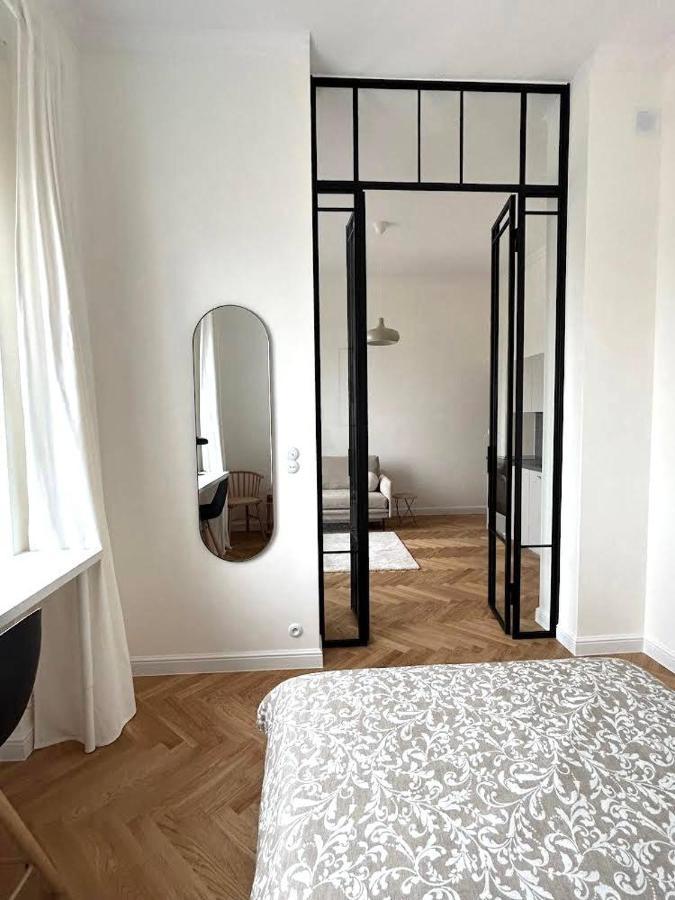 Old Town Residence , Wi-Fi , 2-Beds , Aesthetics - By Hik Apartments Varšava Exteriér fotografie